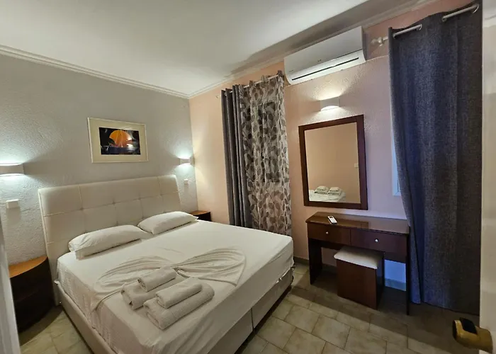 Corfu 46 * Glyfada (Corfu)