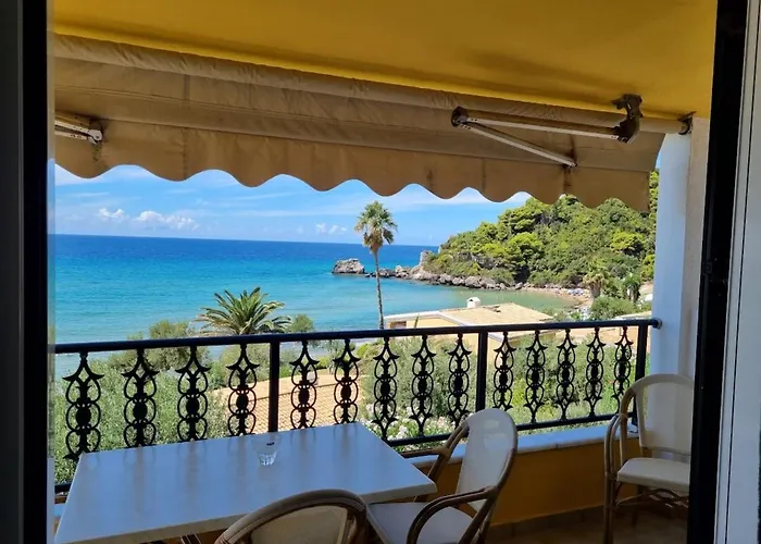 Corfu 46 Апартаменты *